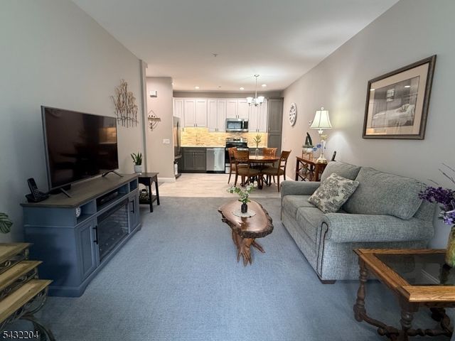 5319 Richmond Rd 319, West Milford Twp., NJ 07480