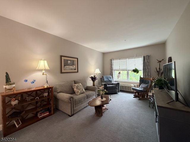 5319 Richmond Rd 319, West Milford Twp., NJ 07480
