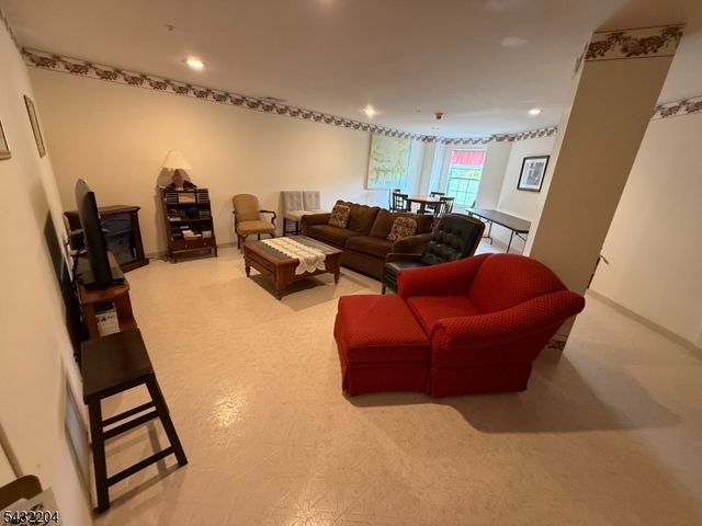 5319 Richmond Rd 319, West Milford Twp., NJ 07480