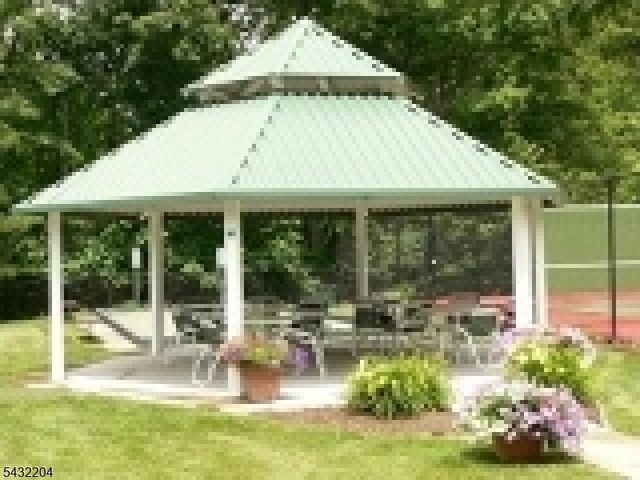 5319 Richmond Rd 319, West Milford Twp., NJ 07480
