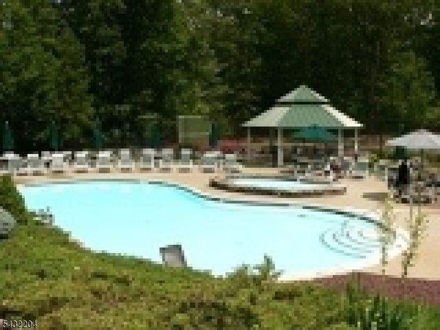 5319 Richmond Rd 319, West Milford Twp., NJ 07480