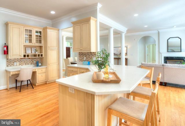4300 PINETREE RD, Rockville, MD 20853