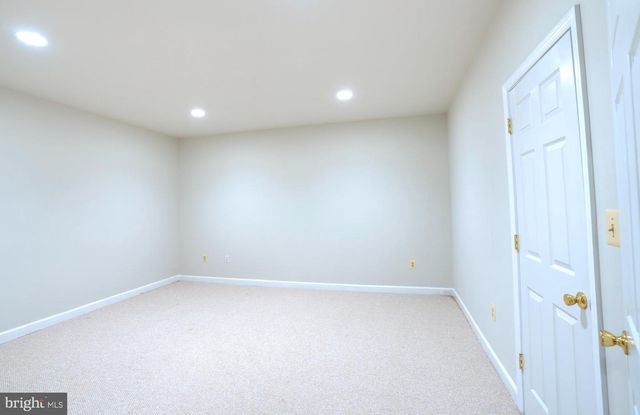 4300 PINETREE RD, Rockville, MD 20853