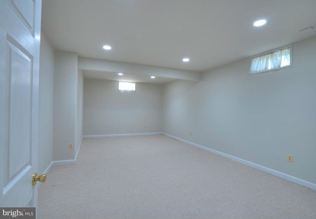 4300 PINETREE RD, Rockville, MD 20853