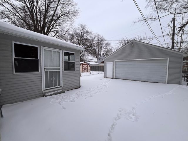 15512 Dixie, Redford, MI 48239