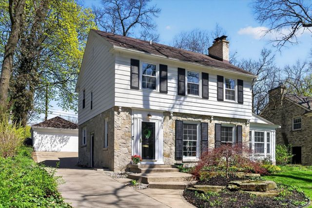 968 Gladstone Drive Se, East Grand Rapids, MI 49506