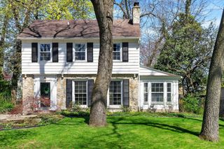 968 Gladstone Drive Se, East Grand Rapids, MI 49506