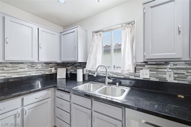713 MARIE FENLON DR. Drive 0, Las Vegas, NV 89107