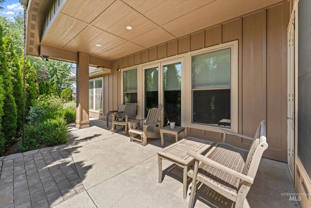 1341 N Willowick, Eagle, ID 83616