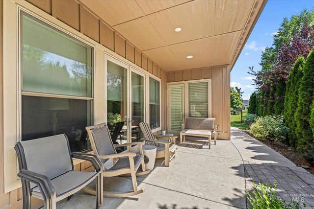 1341 N Willowick, Eagle, ID 83616
