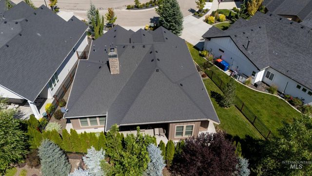 1341 N Willowick, Eagle, ID 83616