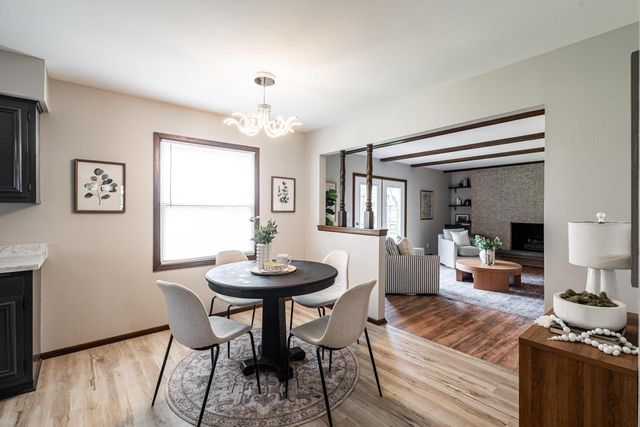 s65w13750 Sherwood CIRCLE, Muskego, WI 53150