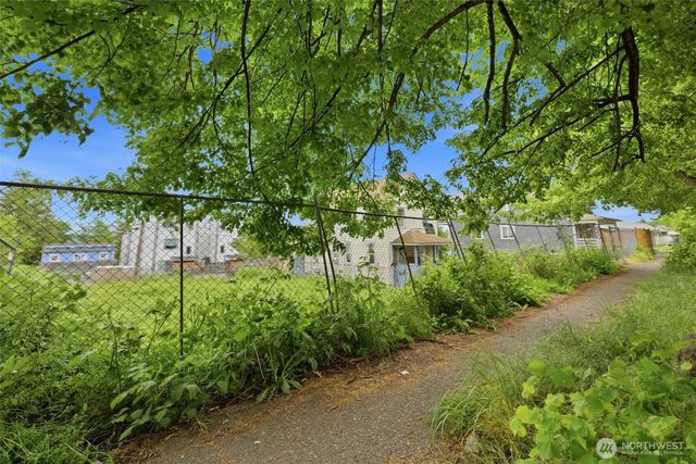 1617 Yakima Avenue, Tacoma, WA 98405