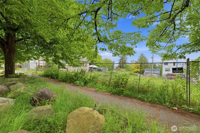 1617 Yakima Avenue, Tacoma, WA 98405