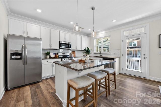 10436 Glenmere Creek Circle, Charlotte, NC 28262