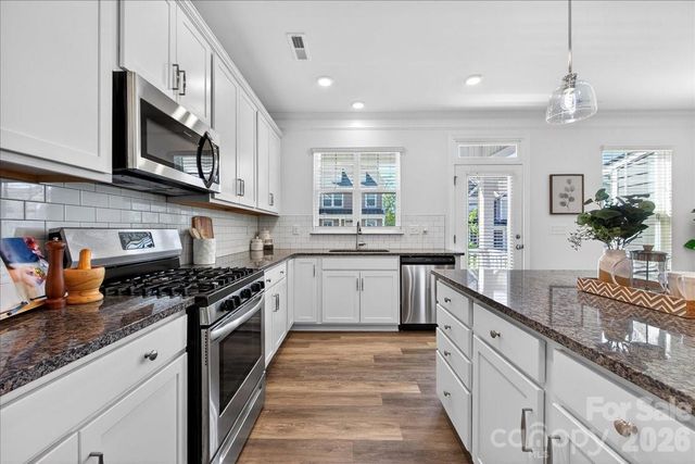 10436 Glenmere Creek Circle, Charlotte, NC 28262