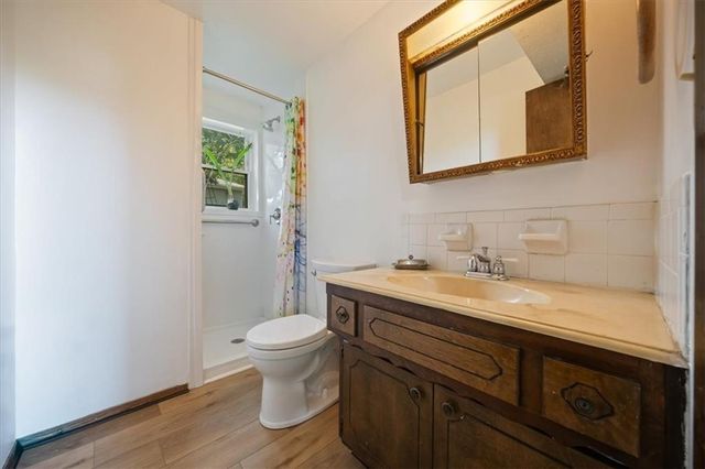 14215 W 94th Terrace, Lenexa, KS 66215