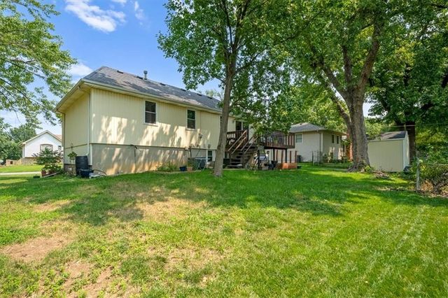 14215 W 94th Terrace, Lenexa, KS 66215