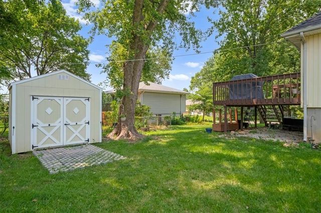 14215 W 94th Terrace, Lenexa, KS 66215