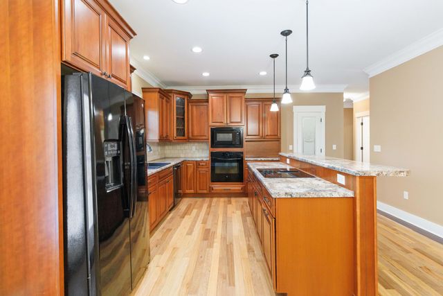 1031 Hidden Ridge Drive, Waco, KY 40385