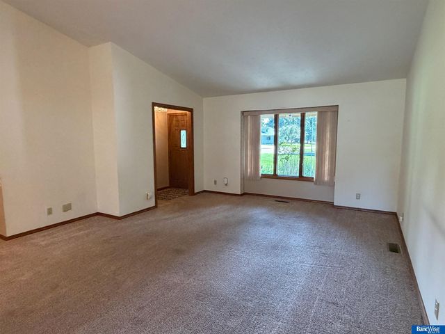 2132 Viking Place, Grand Island, NE 68803