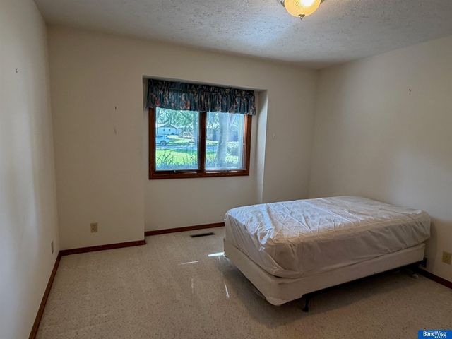 2132 Viking Place, Grand Island, NE 68803