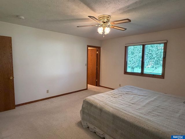 2132 Viking Place, Grand Island, NE 68803