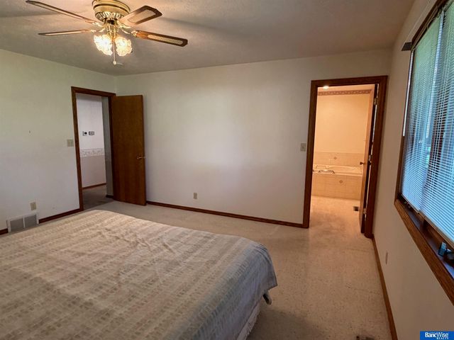 2132 Viking Place, Grand Island, NE 68803