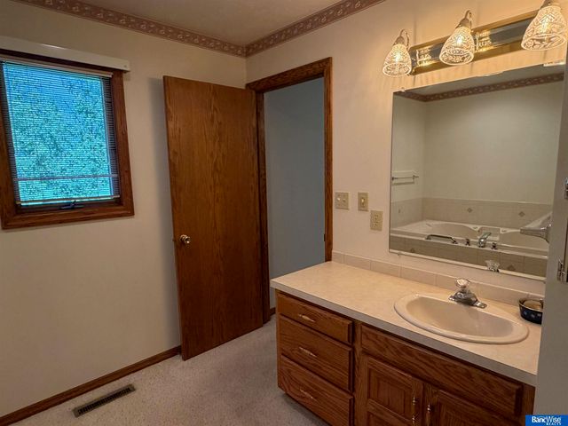 2132 Viking Place, Grand Island, NE 68803