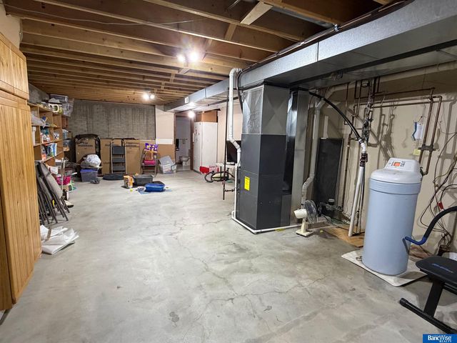 2132 Viking Place, Grand Island, NE 68803