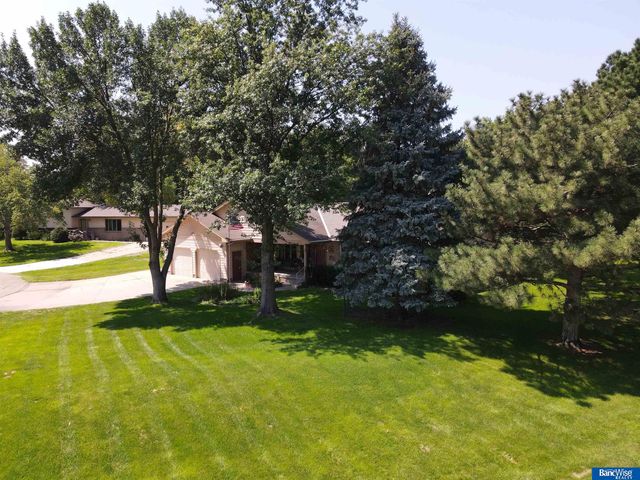 2132 Viking Place, Grand Island, NE 68803