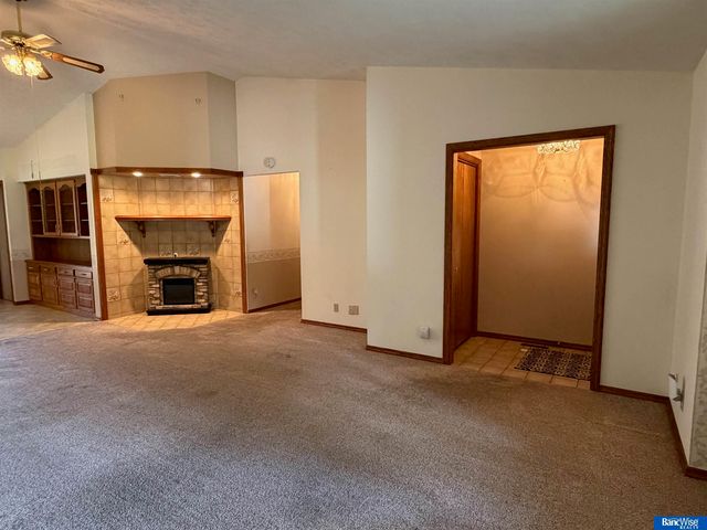 2132 Viking Place, Grand Island, NE 68803