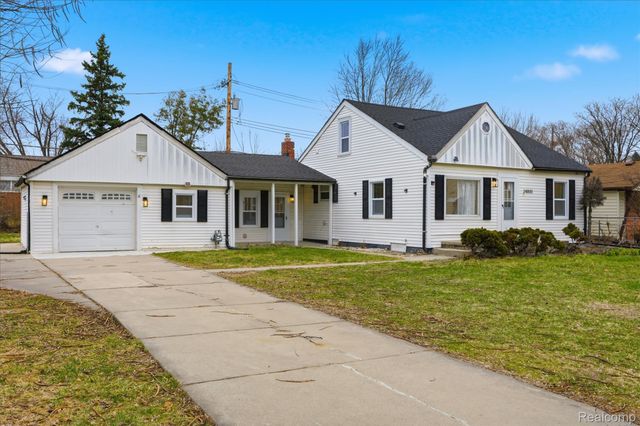 24800 Ann Arbor Trail, Dearborn Heights, MI 48127