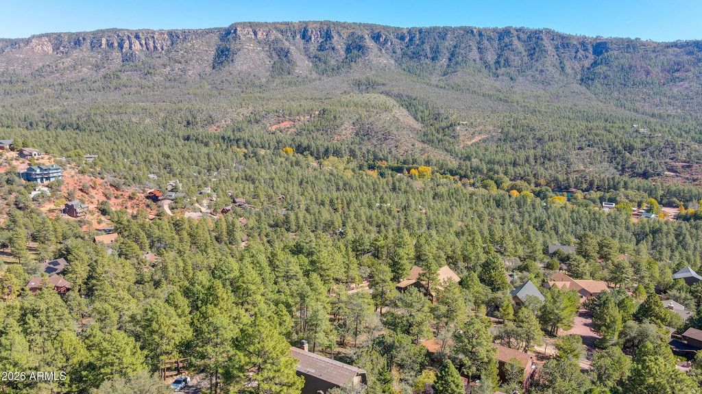 Image 4 of property listing at 6124 W SKYVIEW Circle 195, Pine, AZ 85544