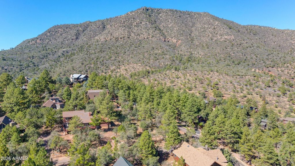 Image 5 of property listing at 6124 W SKYVIEW Circle 195, Pine, AZ 85544