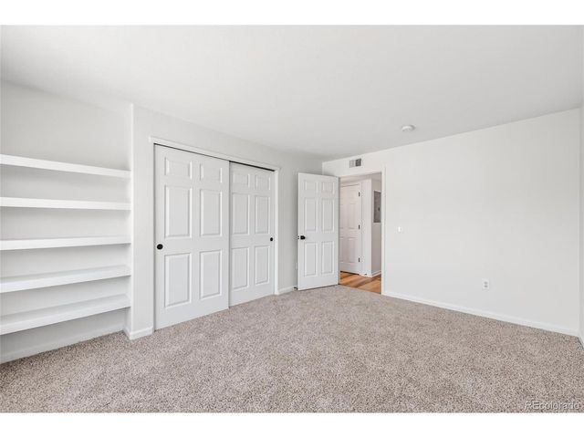 1414 S Galena Way 201, Denver, CO 80247