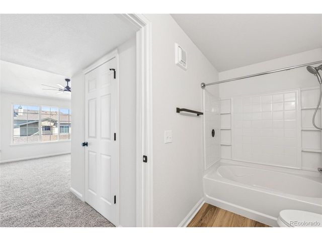 1414 S Galena Way 201, Denver, CO 80247
