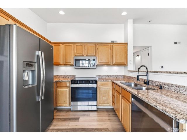1414 S Galena Way 201, Denver, CO 80247