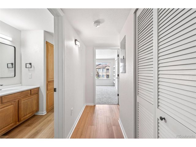 1414 S Galena Way 201, Denver, CO 80247