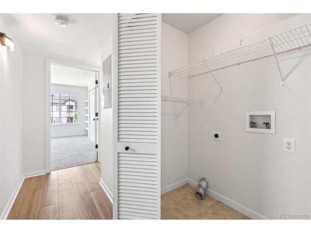 1414 S Galena Way 201, Denver, CO 80247