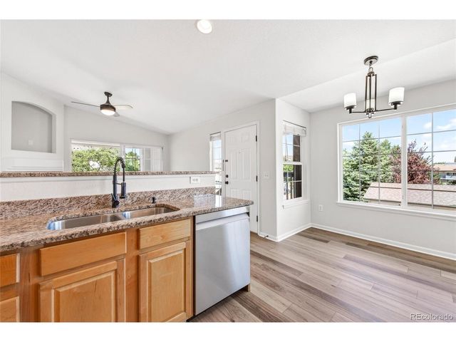 1414 S Galena Way 201, Denver, CO 80247