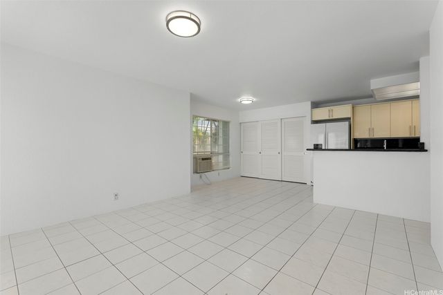 605 Mananai Place 25A, Honolulu, HI 96818