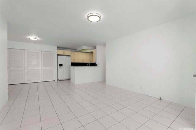 605 Mananai Place 25A, Honolulu, HI 96818