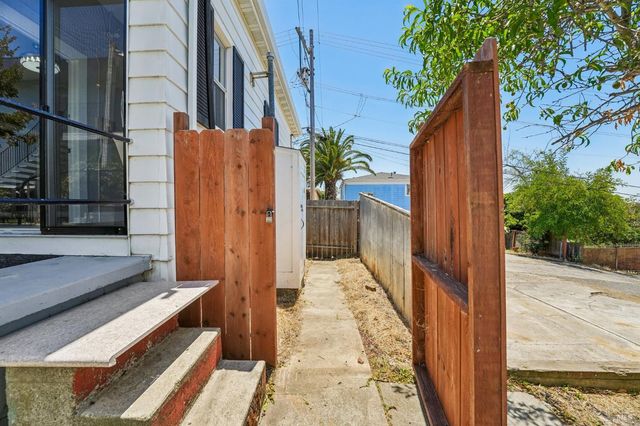 517 Branciforte St, Vallejo, CA 94590