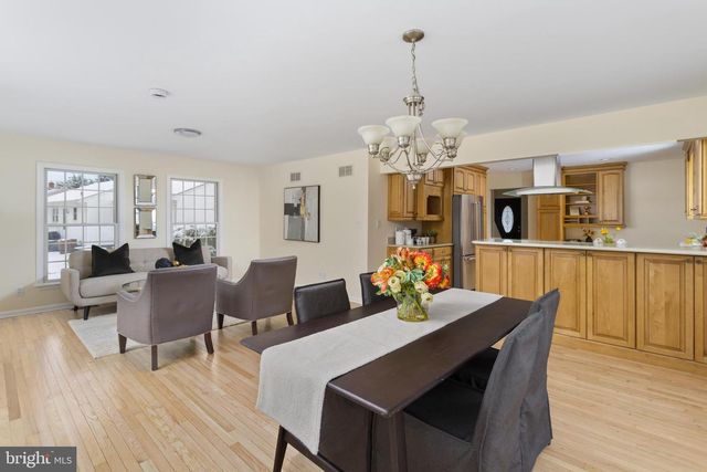 26 DOREEN RD, Hamilton, NJ 08690