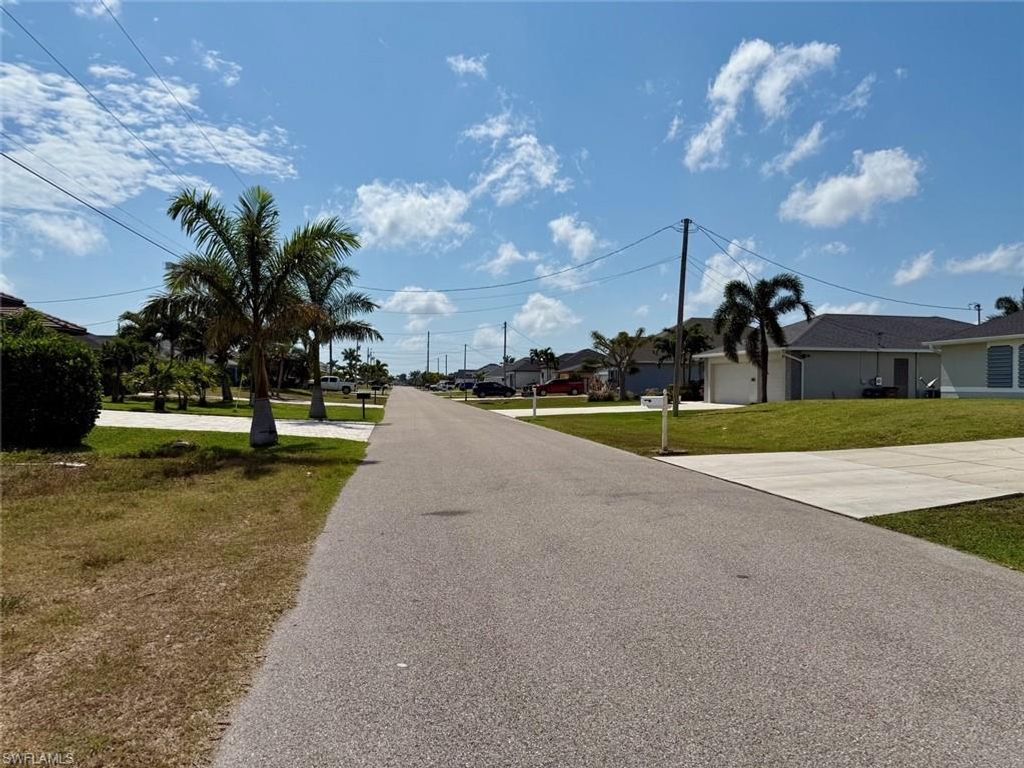 1812 SW 28th LN, CAPE CORAL, FL 33914 — photo 5