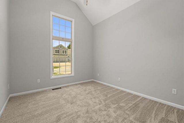 9014 N St Clair Avenue, Kansas City, MO 64154
