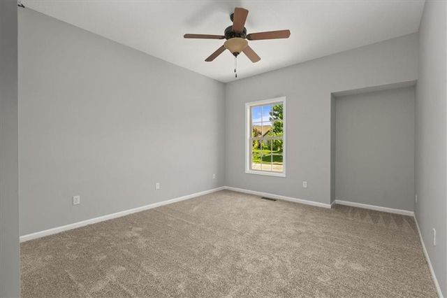 9014 N St Clair Avenue, Kansas City, MO 64154