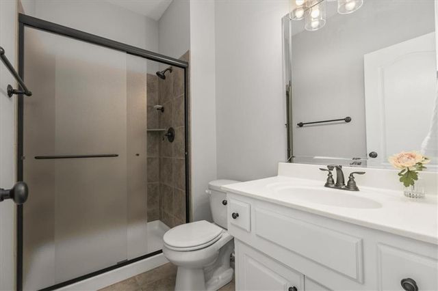 9014 N St Clair Avenue, Kansas City, MO 64154
