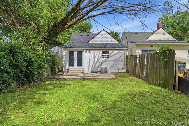1808 Culbertson Avenue, New Albany, IN 47150